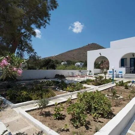 Lovely House Infront Of The In Molos *