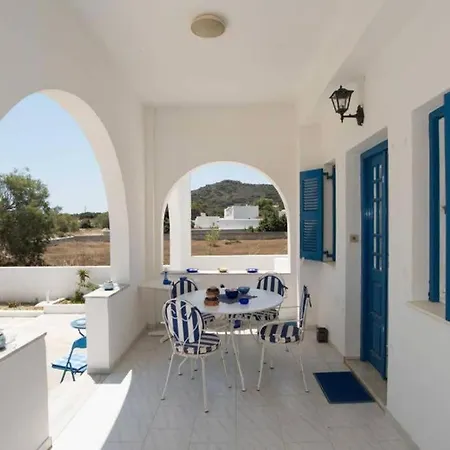 Lovely House Infront Of The In Molos